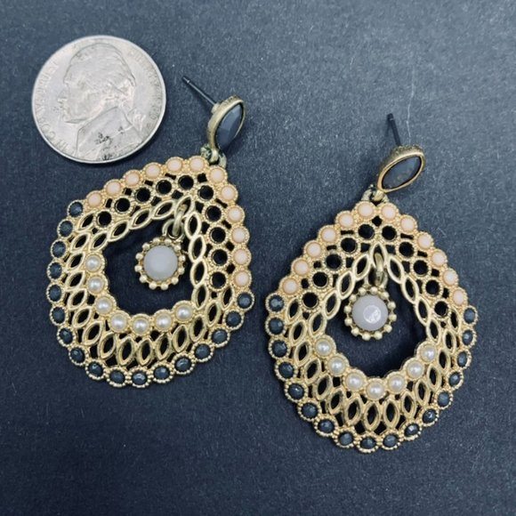 Lia Sophia Gold Tone Earrings - Picture 1 of 3